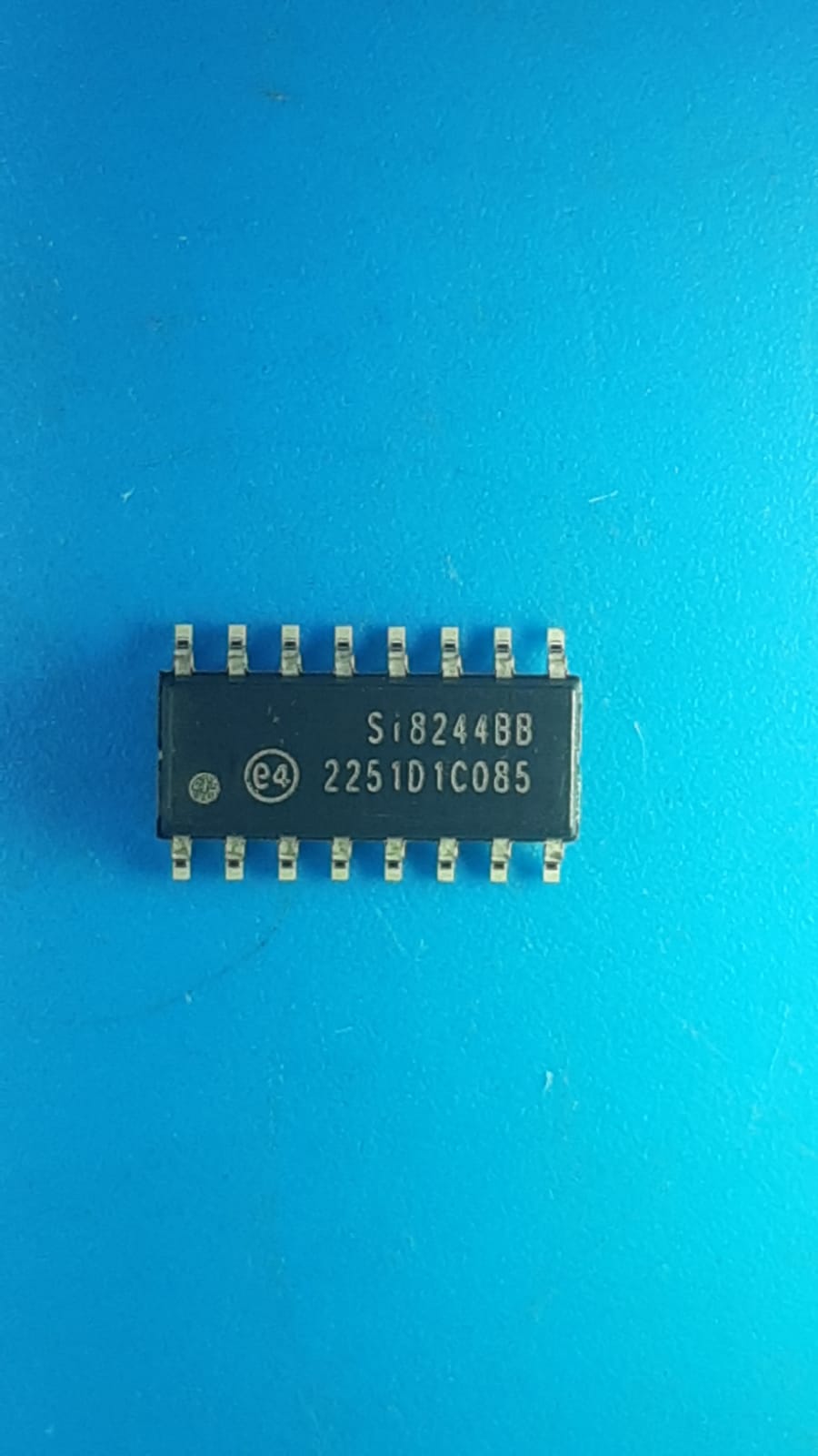 SI8244BB, a Integrated Circuit